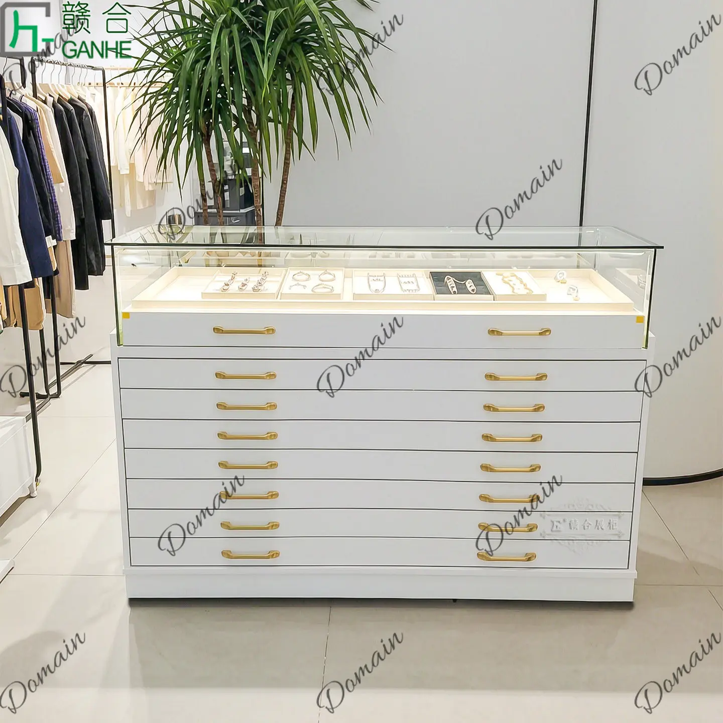 خزانة عرض زجاجية فاخرة متعددة  - مراجعة Jewelry For Watches وسعره